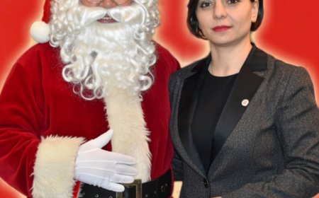 Karabağlar'da Yılbaşı Burukluğu: İşçiler Eksik Maaşla Karşılanırken, Memurlar Son Anda Kurtuldu!