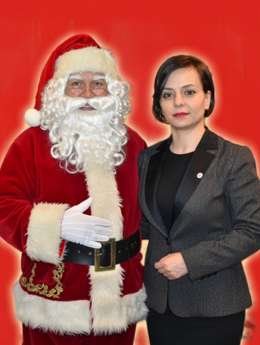 Karabağlar'da Yılbaşı Burukluğu: İşçiler Eksik Maaşla Karşılanırken, Memurlar Son Anda Kurtuldu!